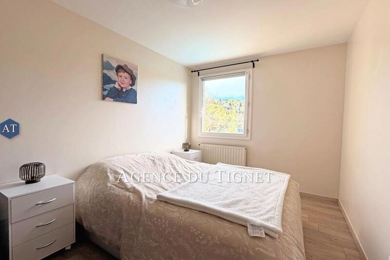 Maison - 105 m² - 6 pièces