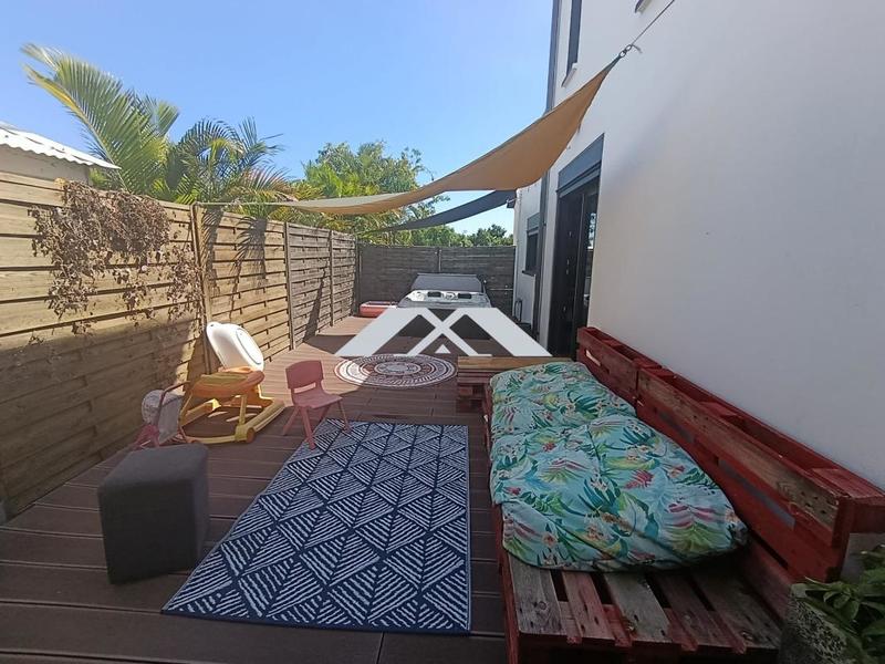 Maison - 99 m² - 4 pièces