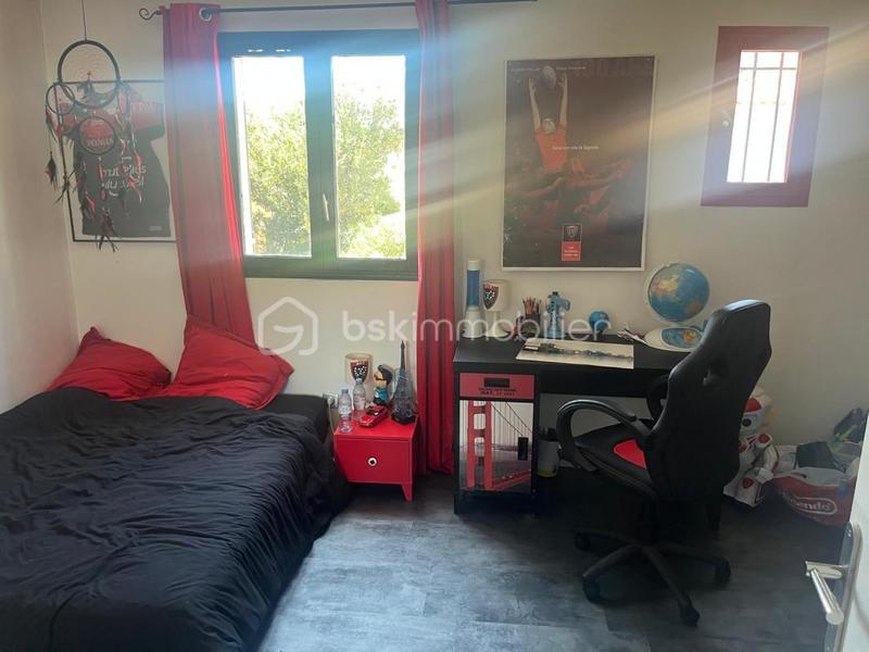 Villa - 90 m² - 4 pièces