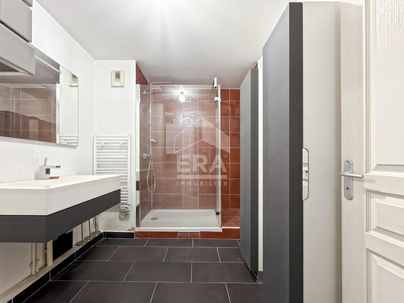 Appartement - 86 m² - 4 pièces