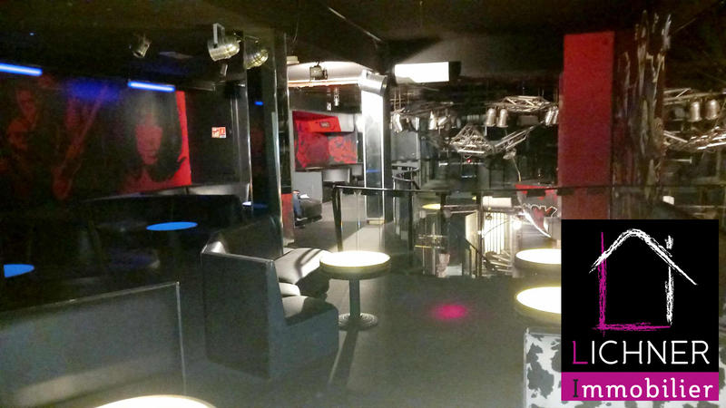 Local commercial - 384 m²