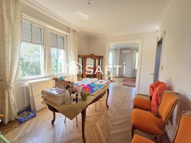 Maison de maîtres - 200 m² - 7 pièces