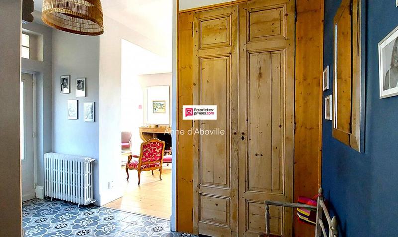 Maison - 190 m² - 8 pièces