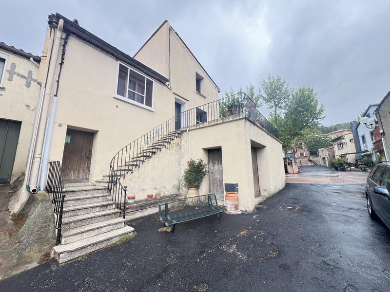 Maison de village - 80 m² - 4 pièces