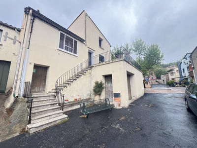 Maison de village - 80 m² - 4 pièces