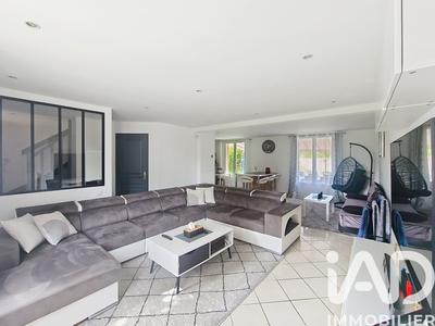 Maison - 141 m² - 7 pièces