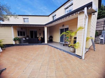 Maison - 181 m² - 3 pièces