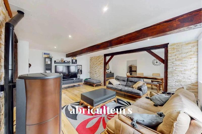 Maison ancienne - 260 m² - 7 pièces