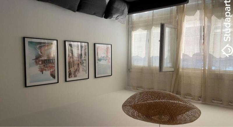 Chambre - 11 m² - 1 pièce