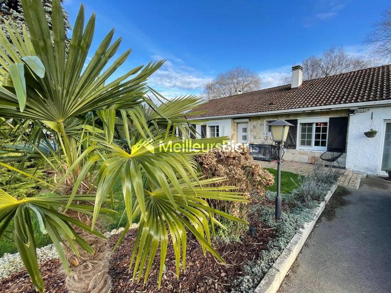 Maison - 135 m² - 6 pièces