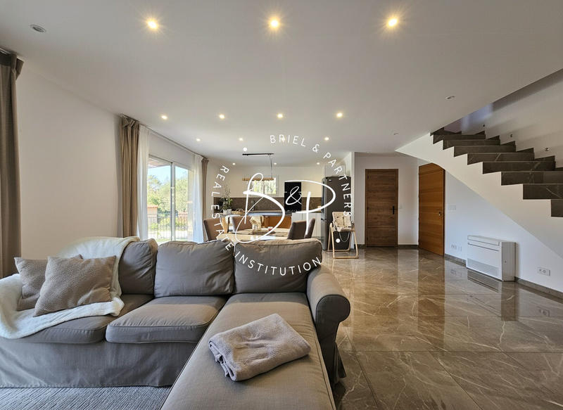 Maison - 118 m² - 6 pièces