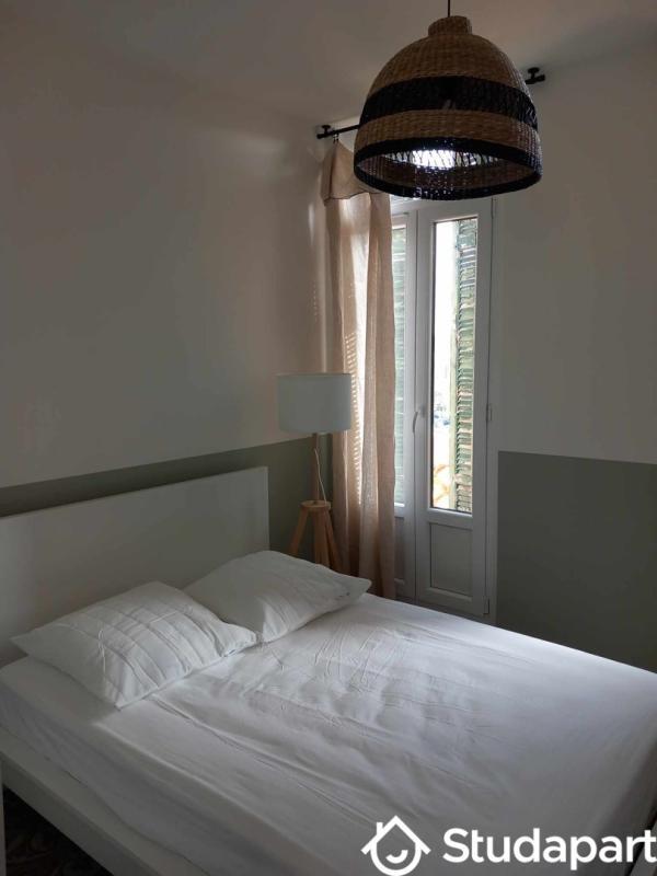 Chambre - 14 m² - 1 pièce