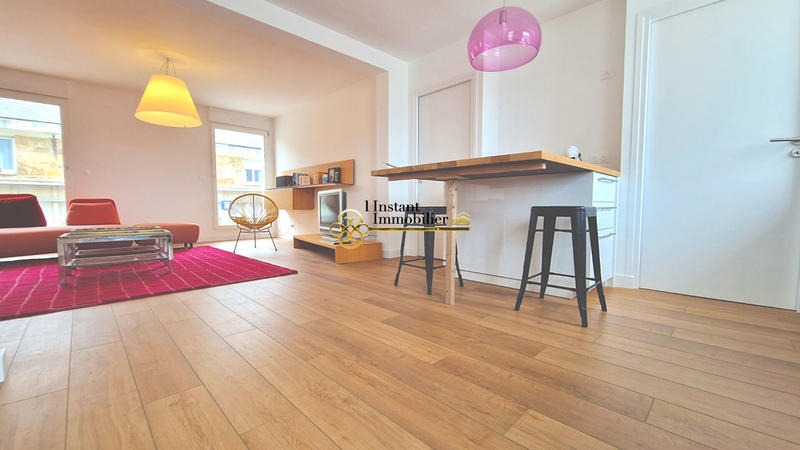 Appartement - 174 m² - 6 pièces