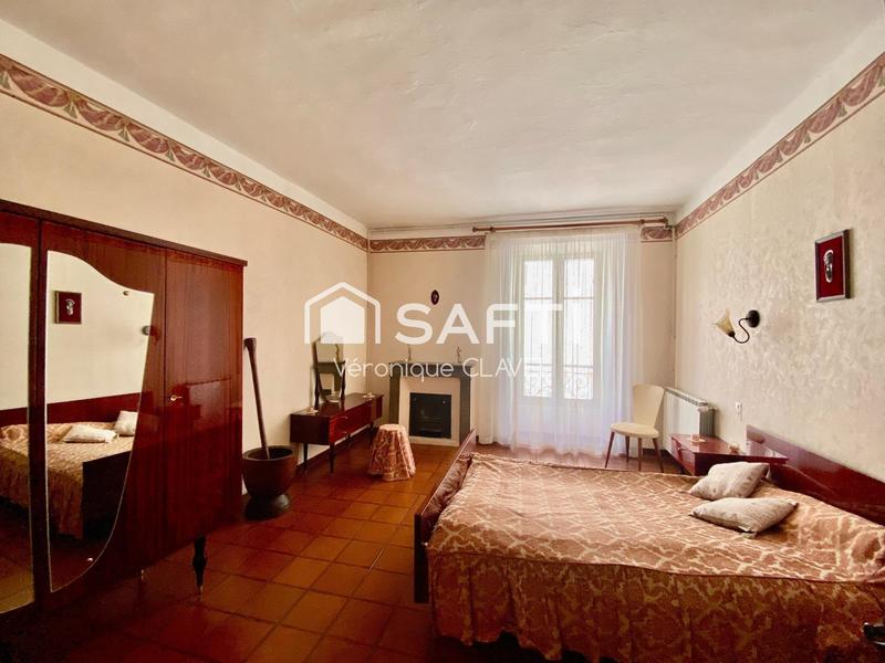 Appartement - 128 m² - 6 pièces