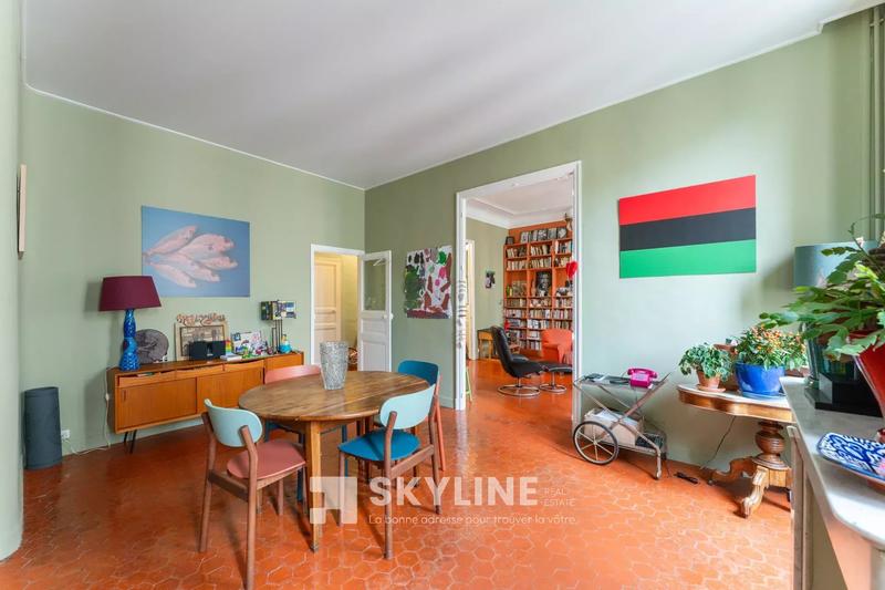 Appartement - 147 m² - 5 pièces