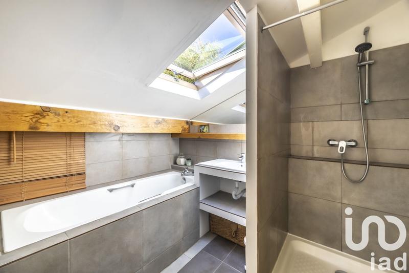 Maison - 169 m² - 6 pièces