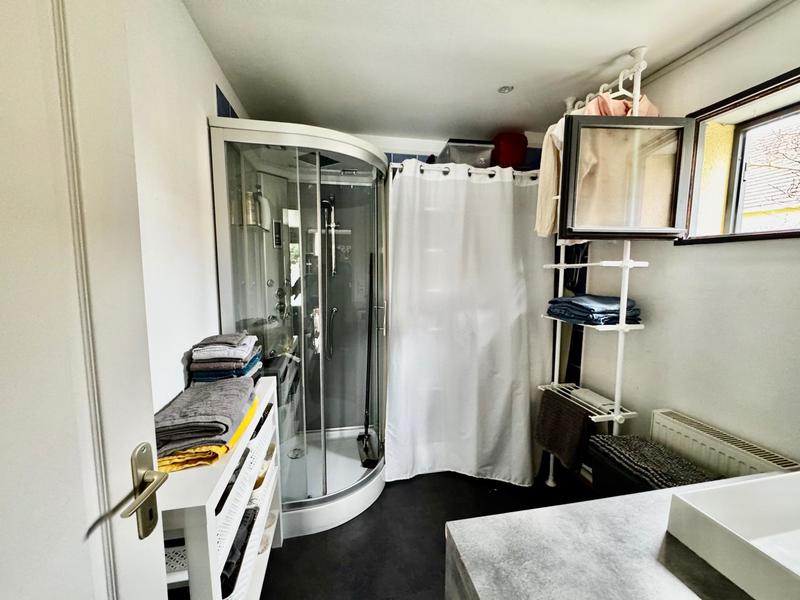 Maison - 96 m² - 5 pièces