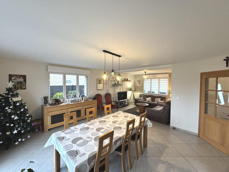 Maison - 149 m² - 5 pièces