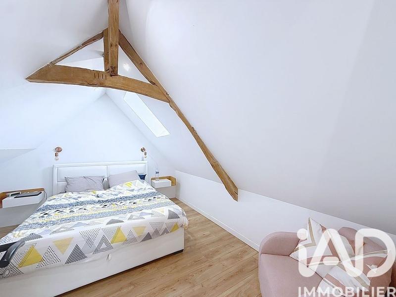 Maison - 95 m² - 5 pièces