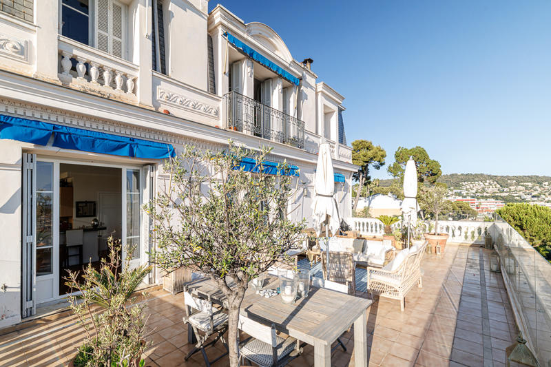 Appartement - 97 m² - 3 pièces