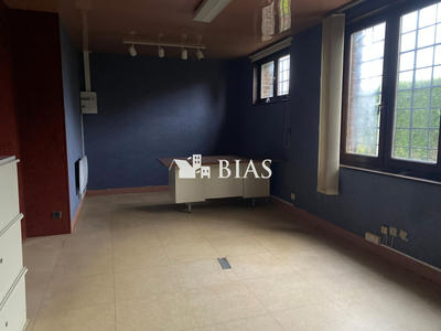 Local d'activités - 300 m²