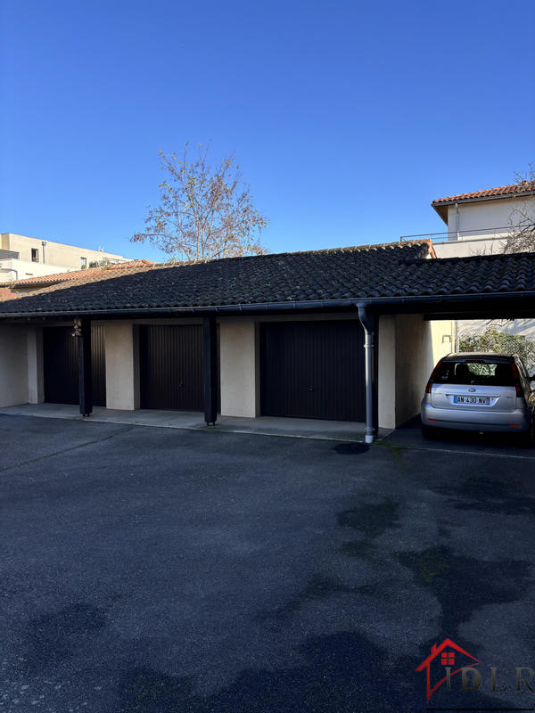 Appartement - 187 m² - 6 pièces