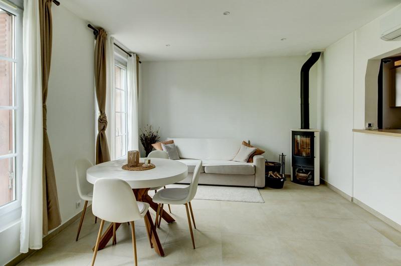 Appartement - 99 m² - 4 pièces