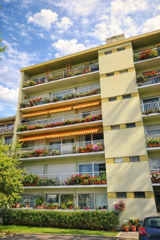 Appartement - 100 m² - 4 pièces