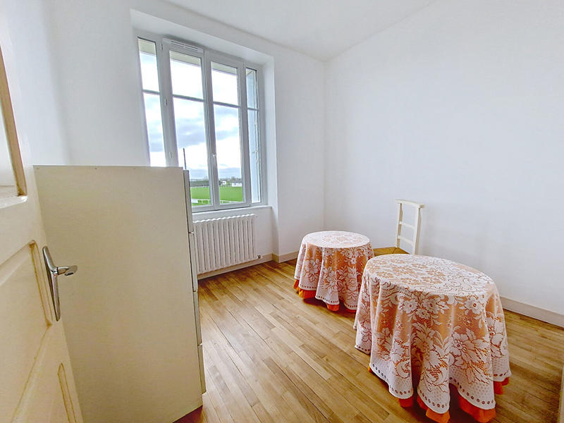 Maison - 80 m² - 5 pièces