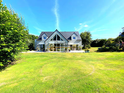 Demeure - 290 m² - 8 pièces