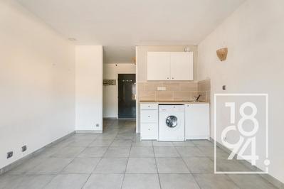 Studio - 20 m² - 1 pièce