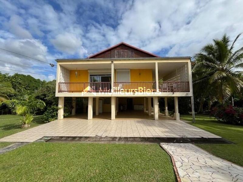 Maison - 148 m² - 8 pièces