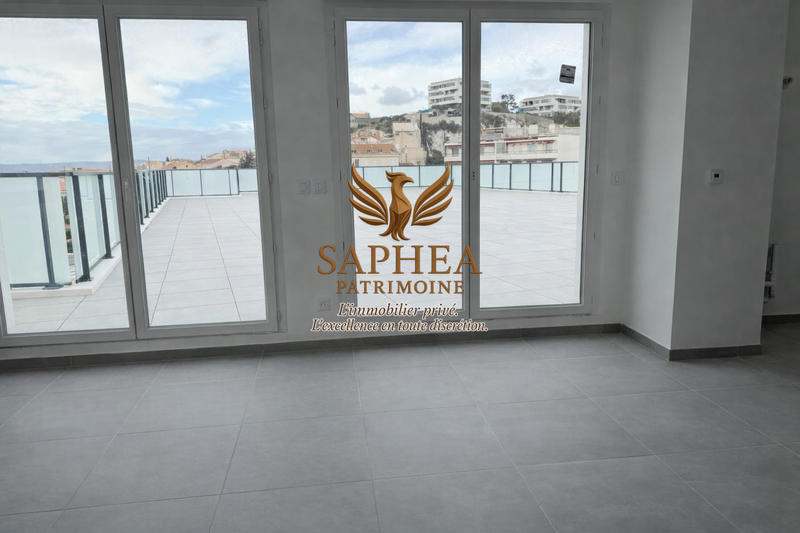 Appartement - 99 m² - 4 pièces