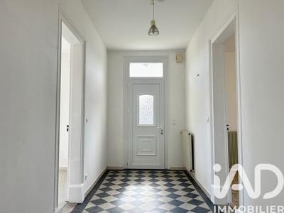 Maison - 179 m² - 8 pièces