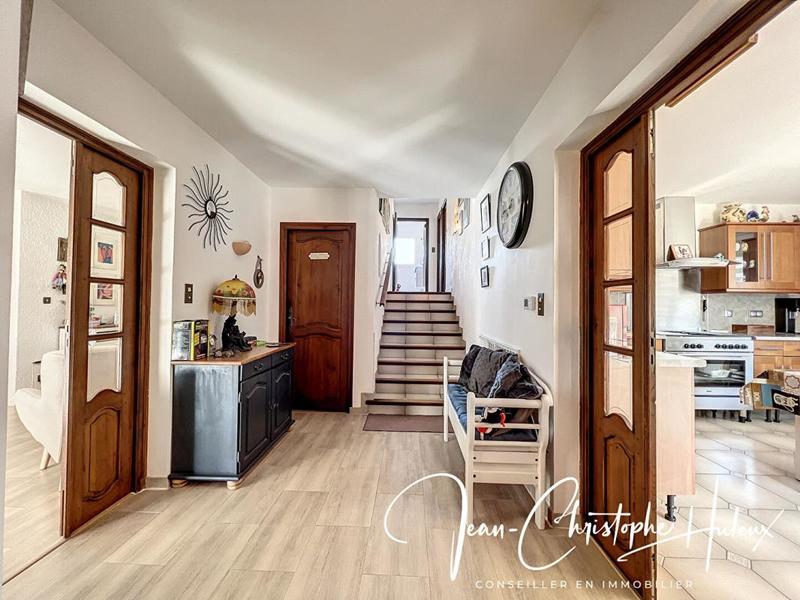 Villa - 200 m² - 8 pièces