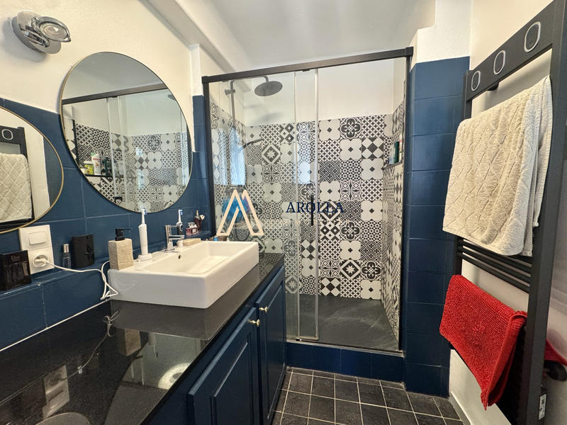 Appartement - 84 m² - 4 pièces