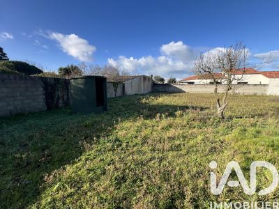 Terrain - 735 m²