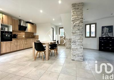 Maison - 127 m² - 6 pièces