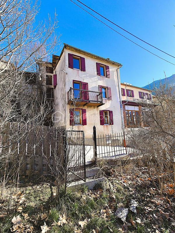 Immeuble - 240 m² - 10 pièces