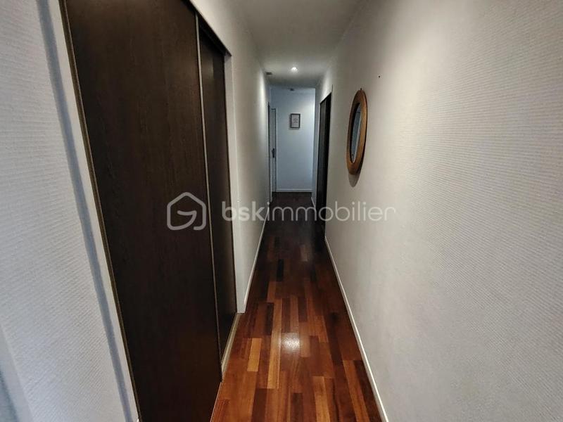 Appartement - 94 m² - 4 pièces