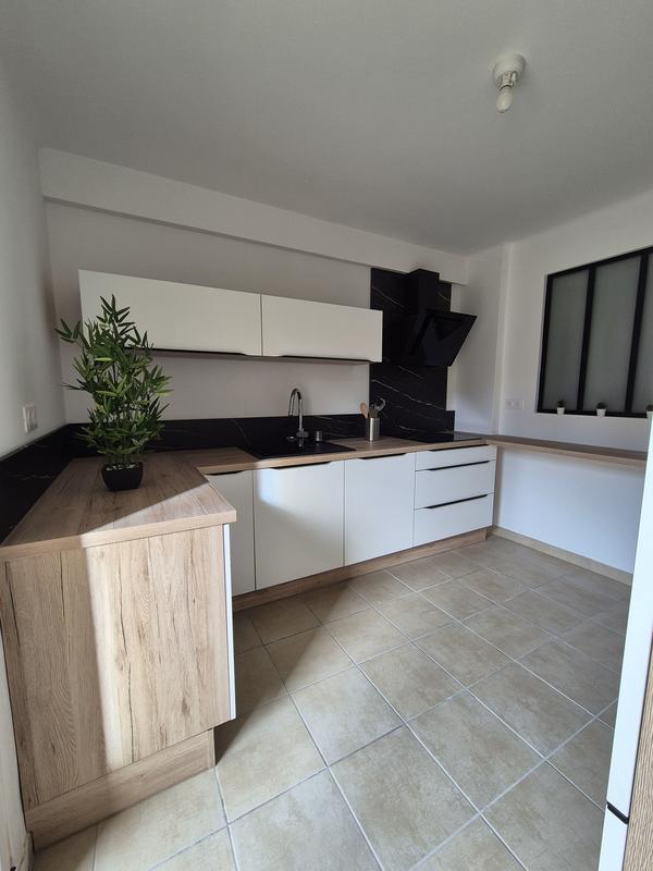 Appartement - 70 m² - 3 pièces