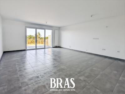 Maison - 101 m² - 4 pièces