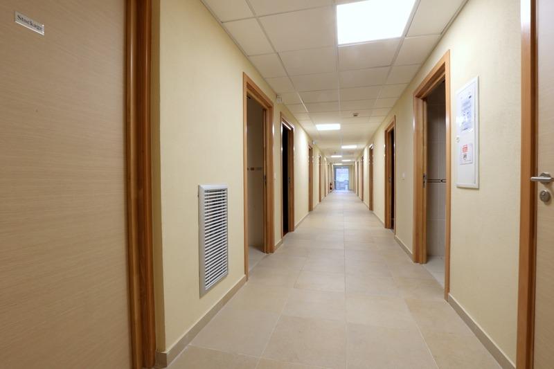 Propriété - 1 298 m² - 45 pièces