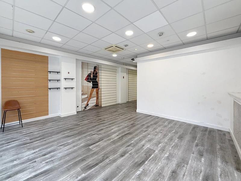 Bureau - 65 m² - 2 pièces