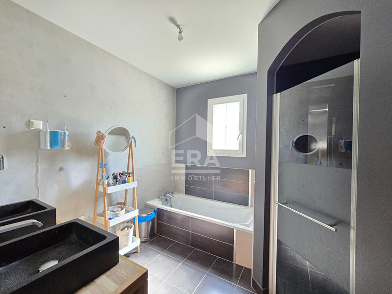 Maison - 135 m² - 5 pièces