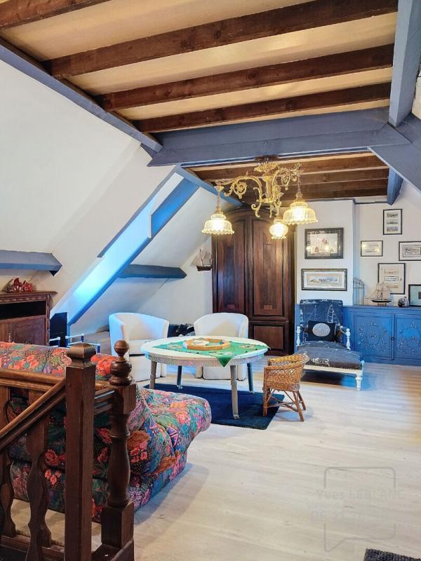 Maison - 111 m² - 5 pièces