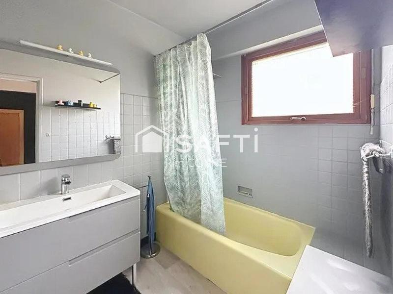 Maison - 172 m² - 7 pièces