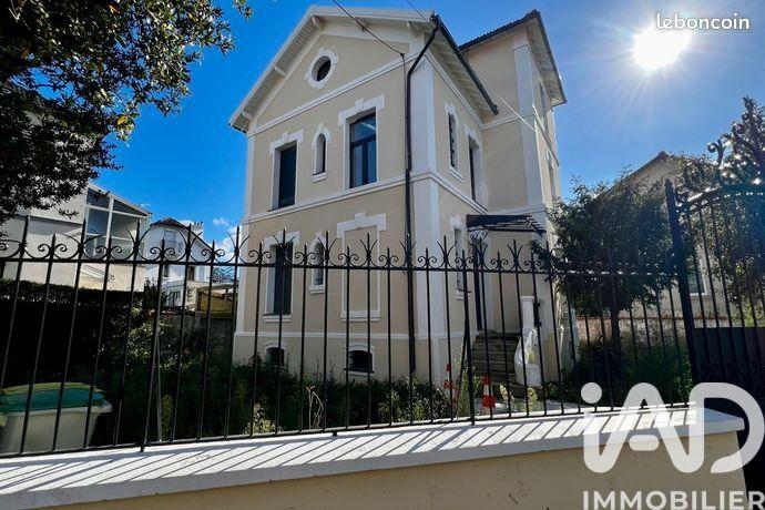 Maison - 131 m² - 6 pièces