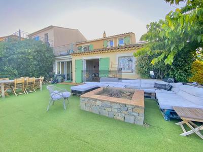 Maison - 89 m² - 4 pièces