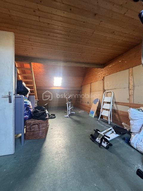 Maison - 200 m² - 8 pièces